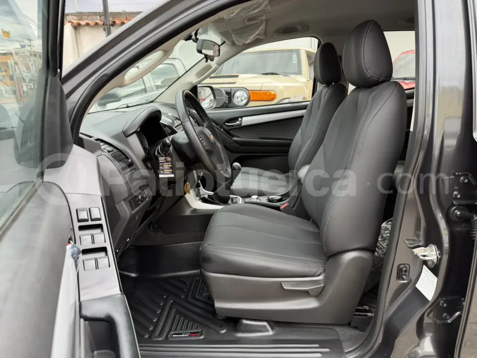 Foto 27 de Chevrolet D-MAX CRDI FULL AC 2.5 CD 4X4  TM DIESEL
