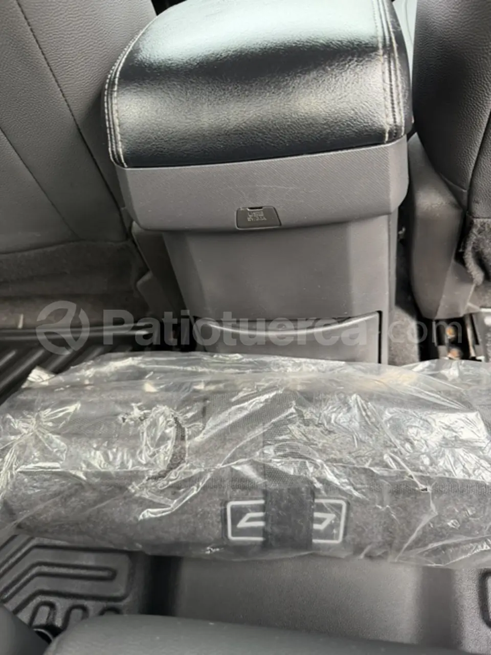 Foto 33 de Chevrolet D-MAX CRDI FULL AC 2.5 CD 4X4  TM DIESEL