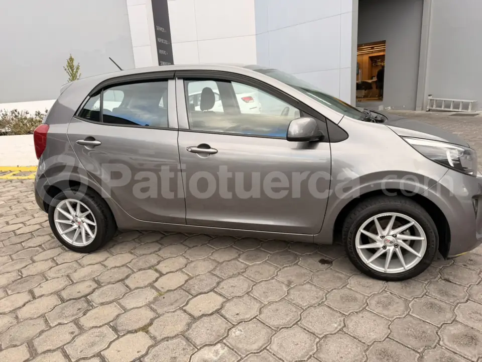 Foto 4 de Kia PICANTO LX