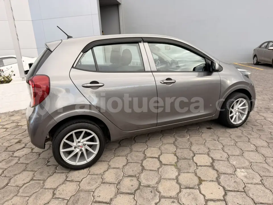Foto 5 de Kia PICANTO LX