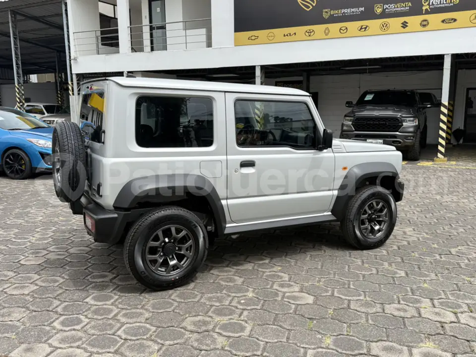 Foto 16 de Suzuki Jimny