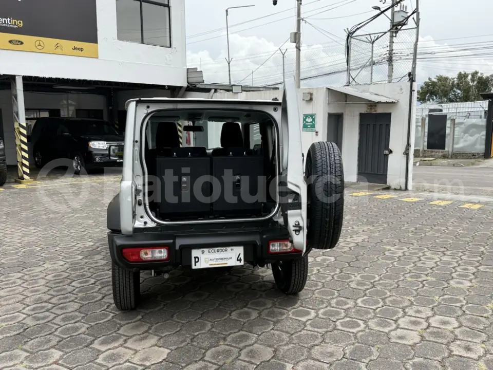 Foto 20 de Suzuki Jimny