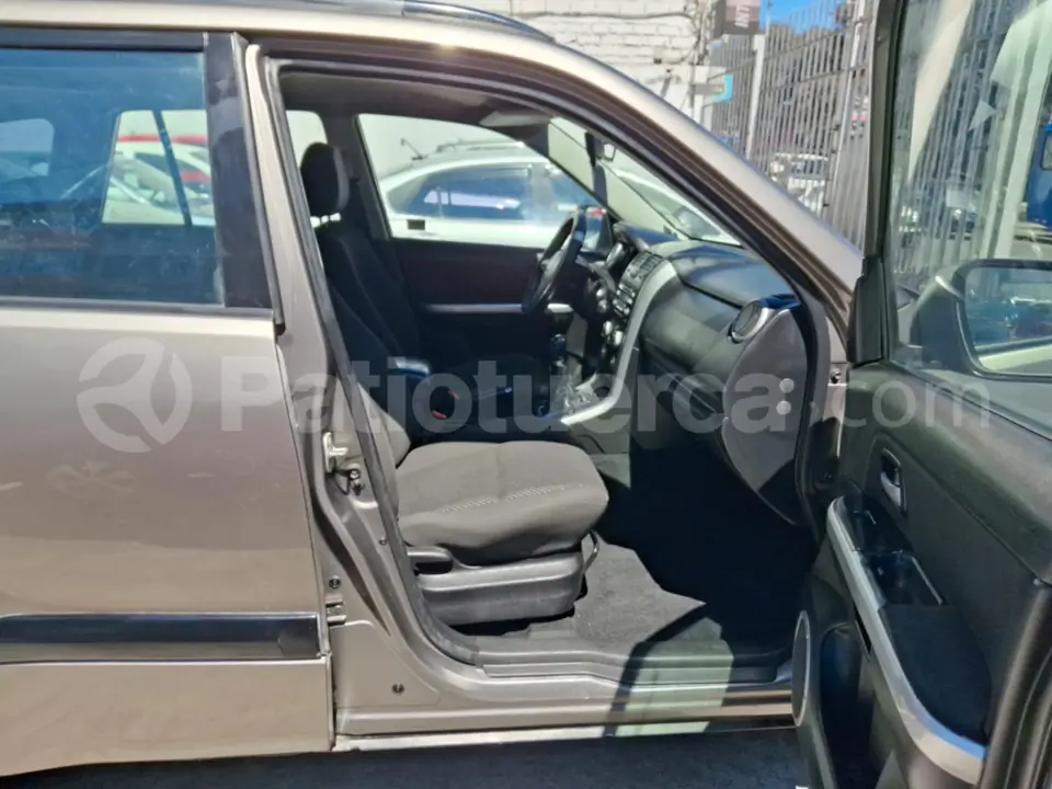Foto 11 de Suzuki Grand Vitara SZ