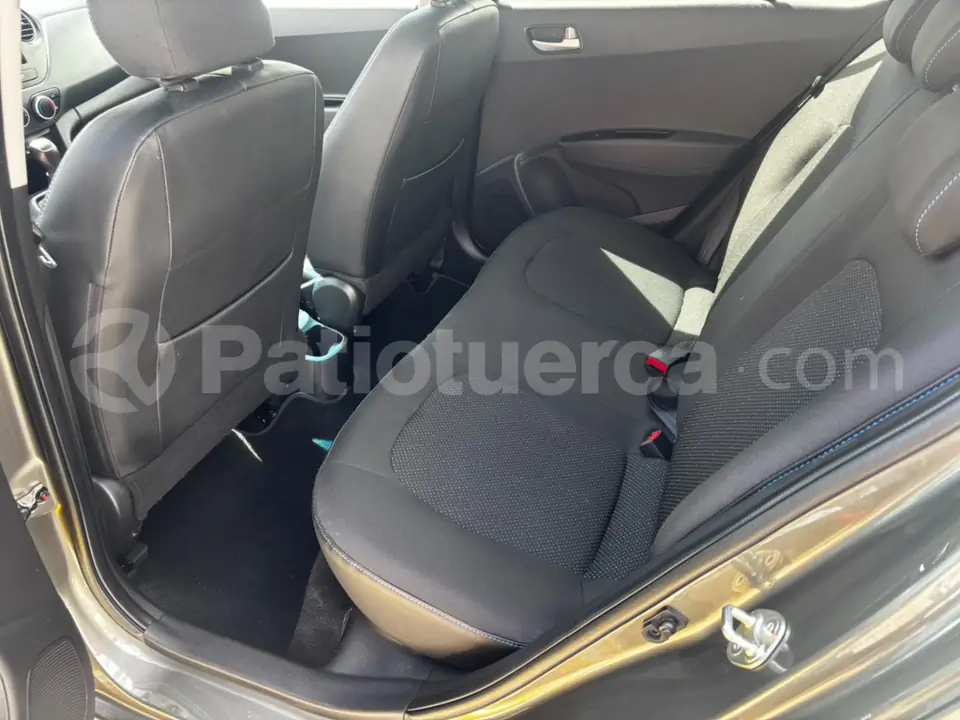 Foto 9 de Hyundai Grand I10 HB