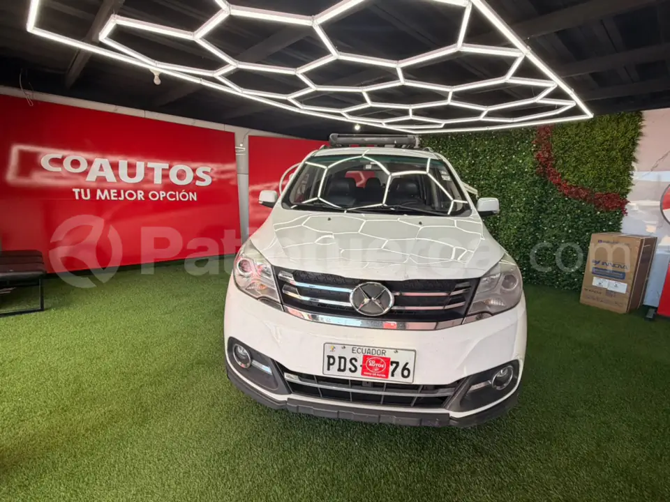 Foto 1 de Shineray MPV 750