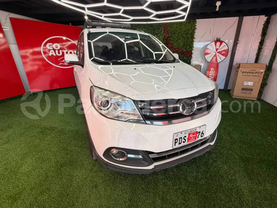 Foto 4 de Shineray MPV 750