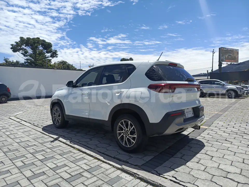 Foto 7 de Kia Sonet AC