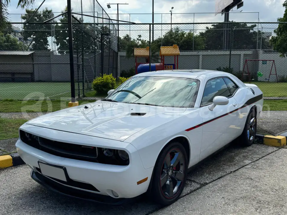 Foto 1 de Dodge Challenger
