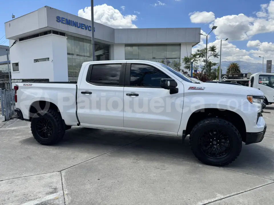 Foto 5 de Chevrolet Silverado Trailboss Z71 AC