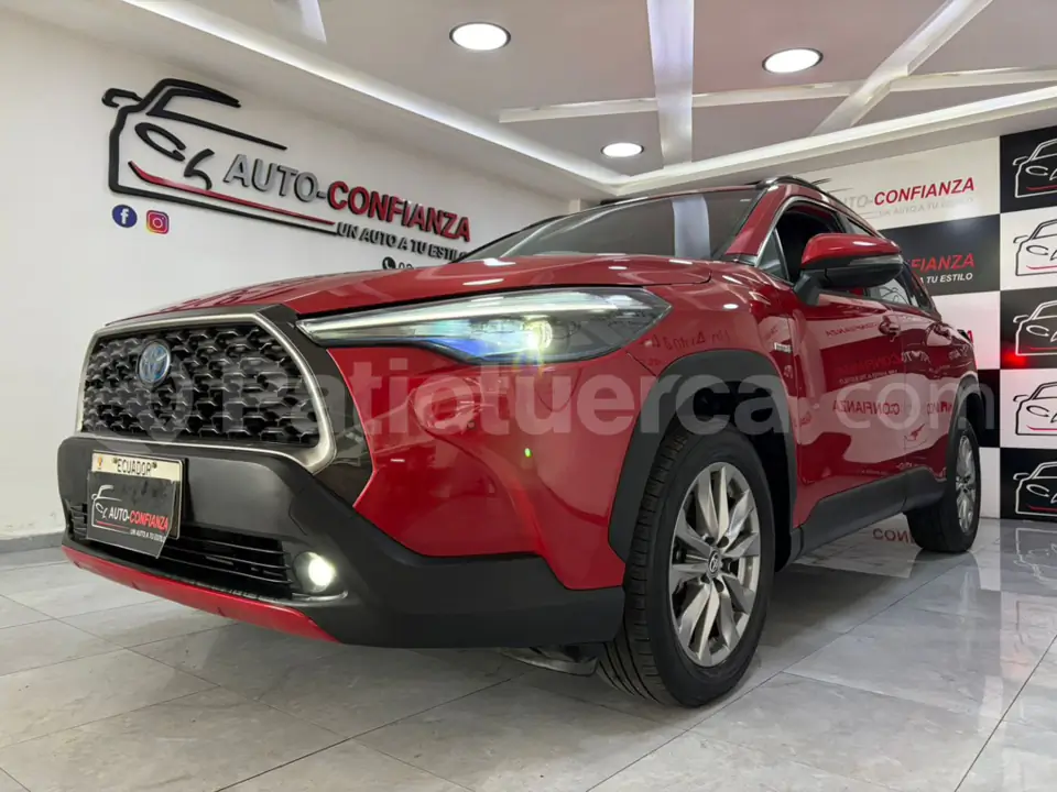 Foto 5 de Toyota Corolla Cross Mid