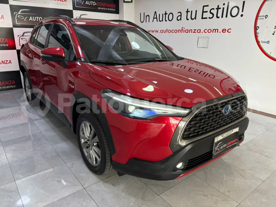 Foto 3 de Toyota Corolla Cross Mid