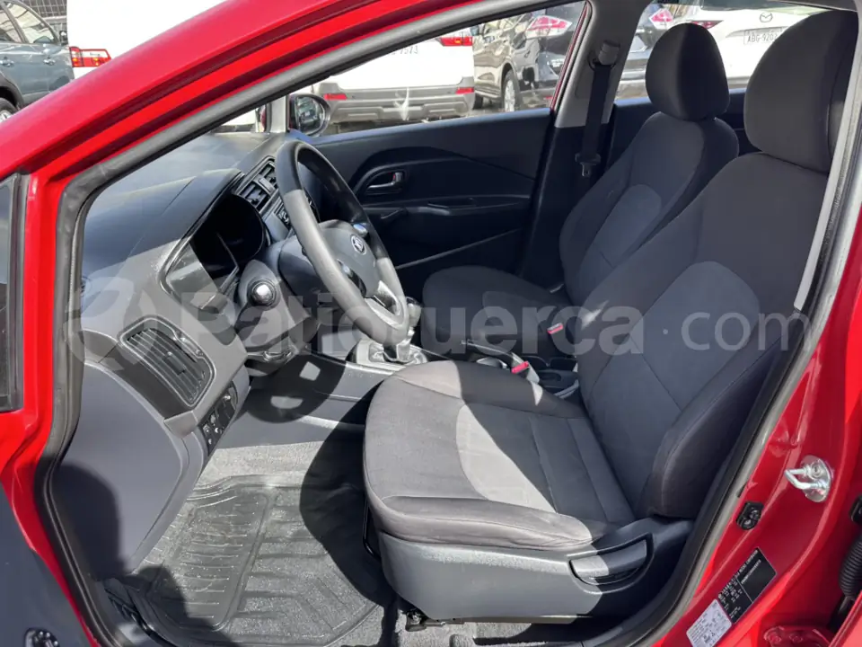 Foto 5 de Kia Rio R LX