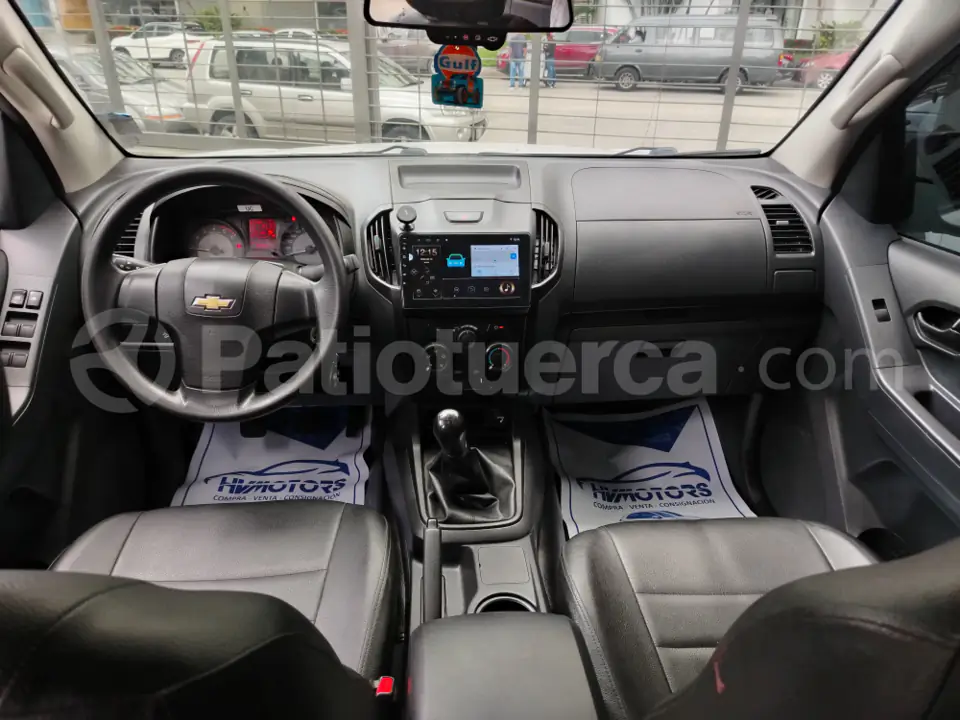 Foto 4 de Chevrolet D-MAX CRDI 2.5 CD 4X2 TM DIESEL