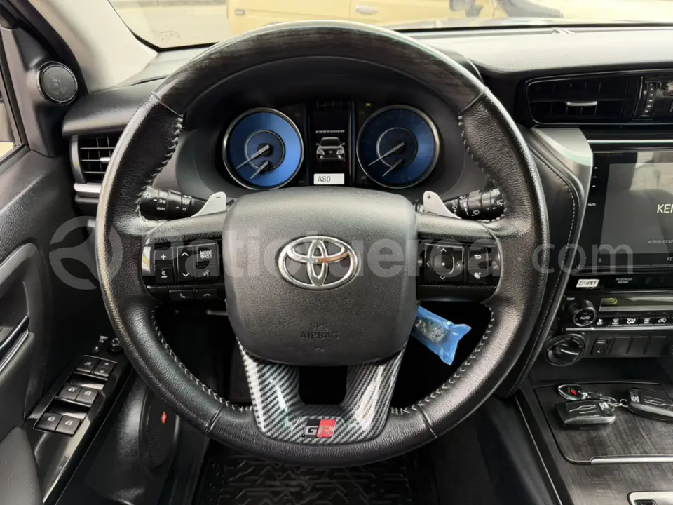 Foto 50 de Toyota Fortuner 4.0