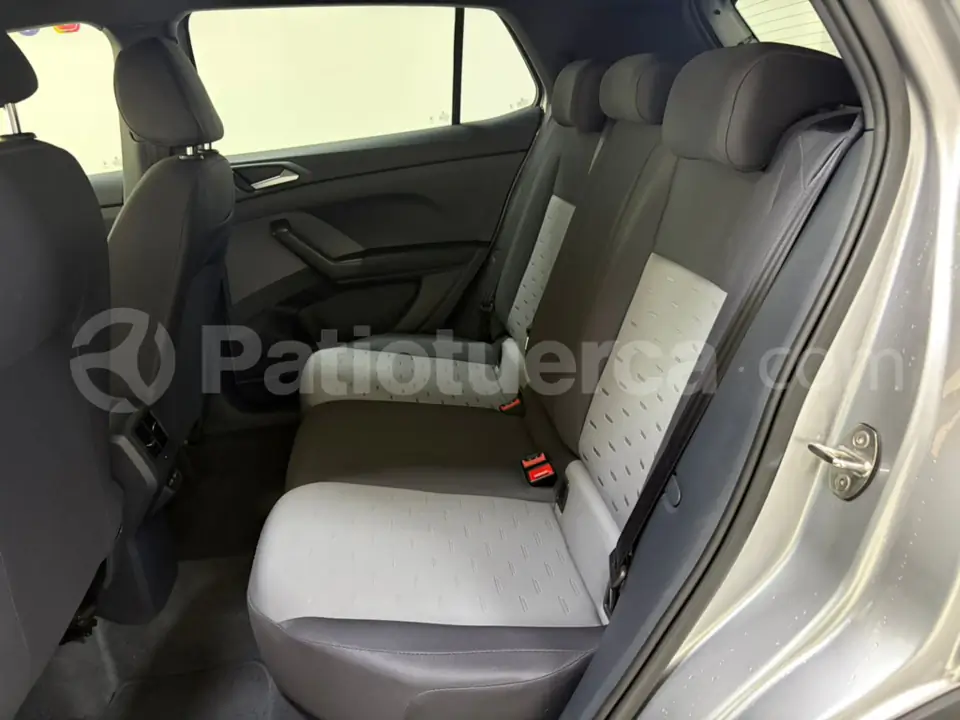 Foto 15 de Volkswagen T-CROSS CONFORTLINE AC
