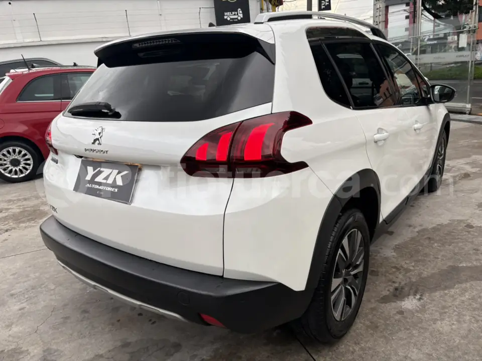 Foto 4 de Peugeot 2008 ACT