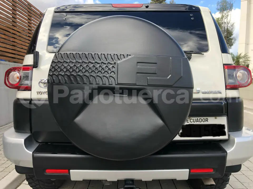 Foto 3 de Toyota FJ Cruiser