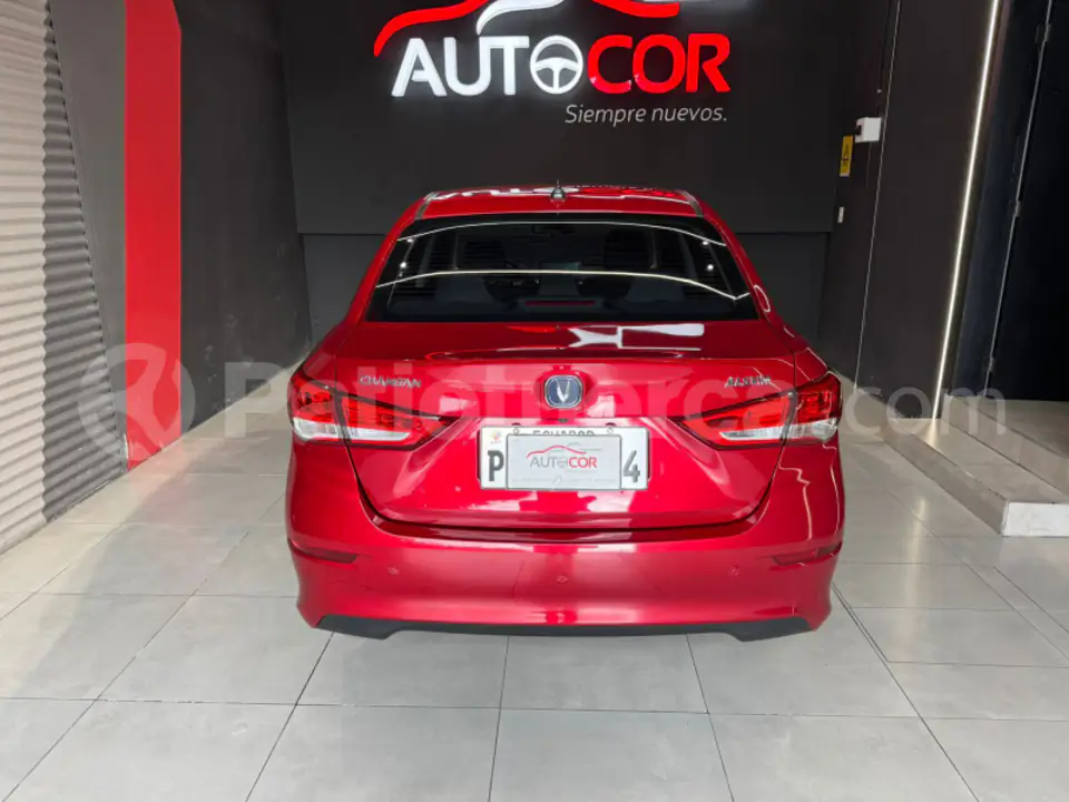 Foto 5 de Changan Alsvin V3