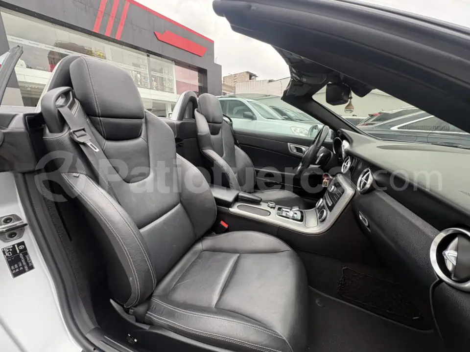 Foto 6 de Mercedes Benz SLC 200 AMG LINE