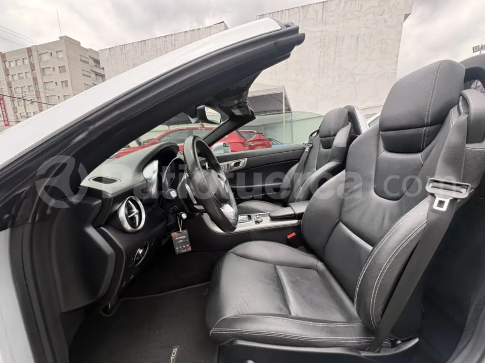 Foto 10 de Mercedes Benz SLC 200 AMG LINE