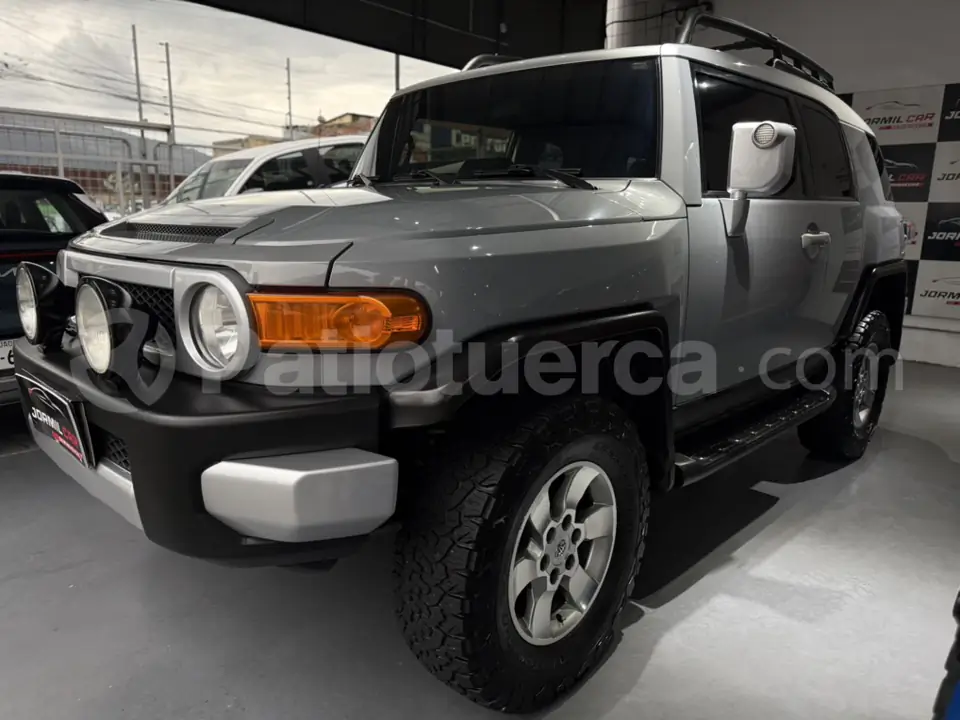 Foto 4 de Toyota FJ Cruiser