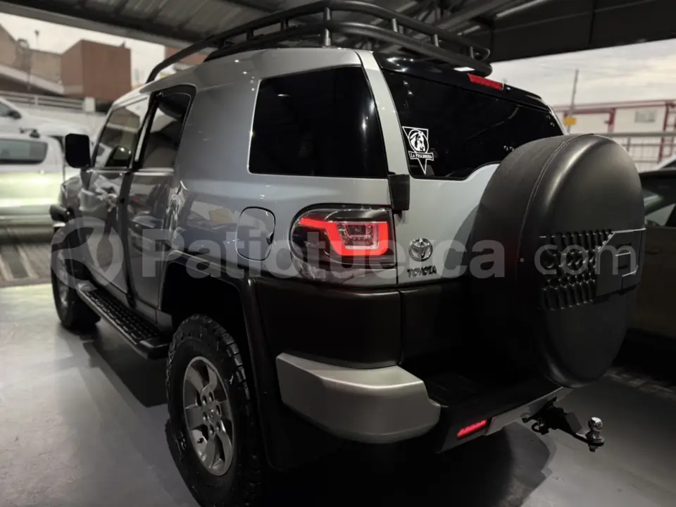 Foto 13 de Toyota FJ Cruiser