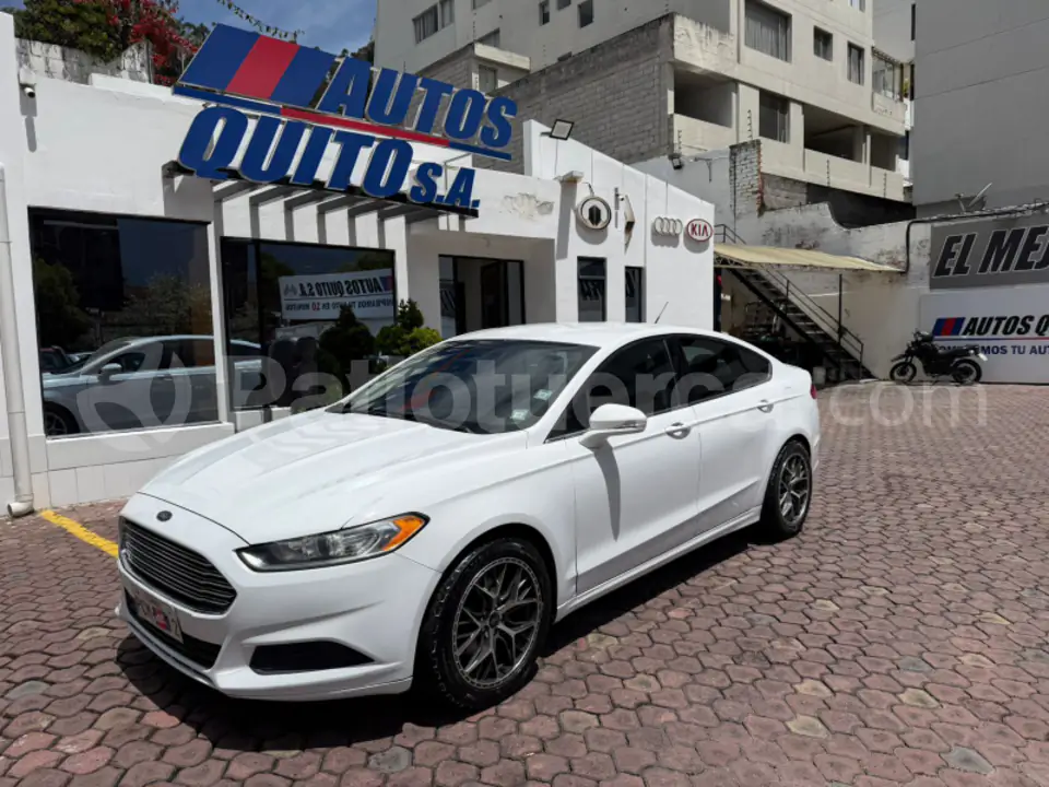 Foto 2 de Ford Fusion