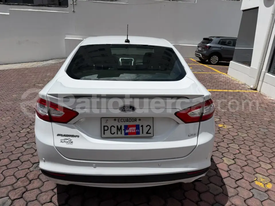 Foto 4 de Ford Fusion