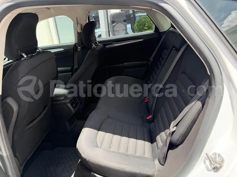 Foto 6 de Ford Fusion