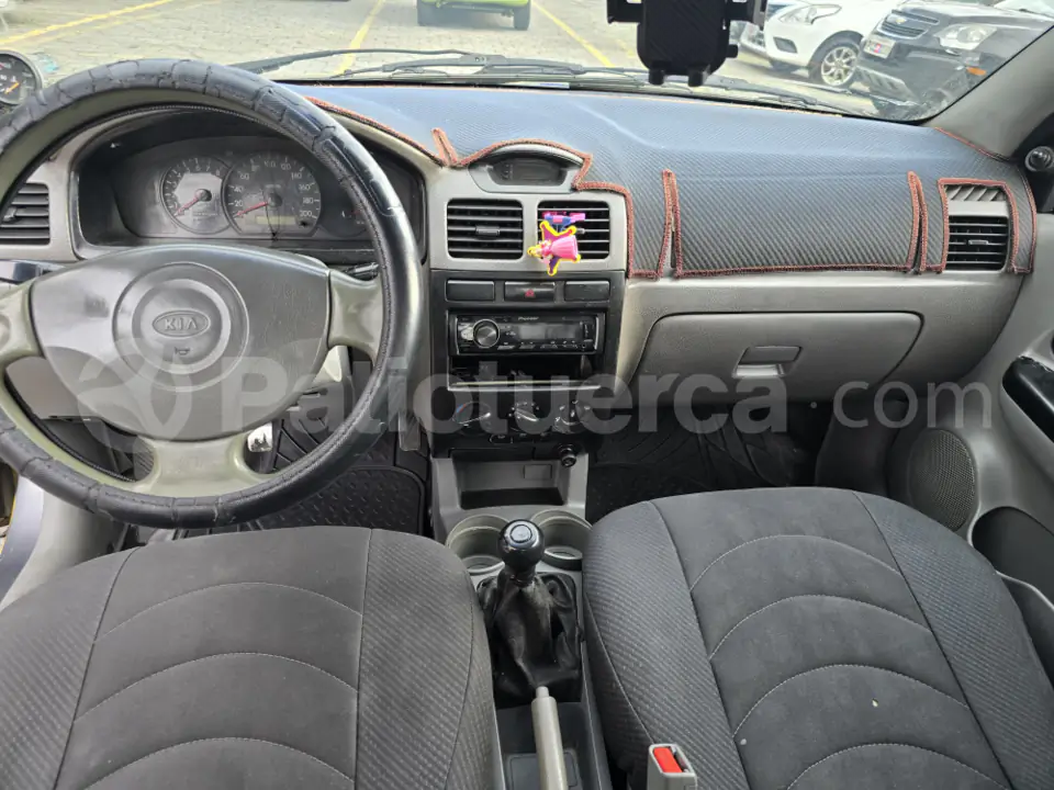 Foto 9 de Kia Rio Stylus