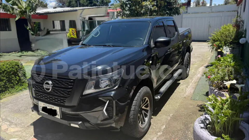 Foto 2 de Nissan Frontier SE