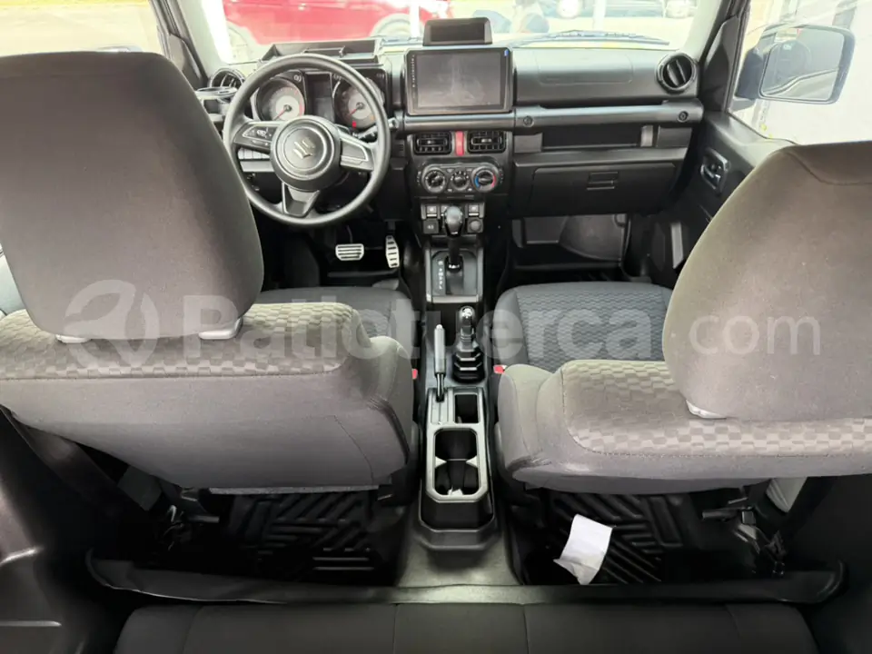 Foto 6 de Suzuki Jimny GLX