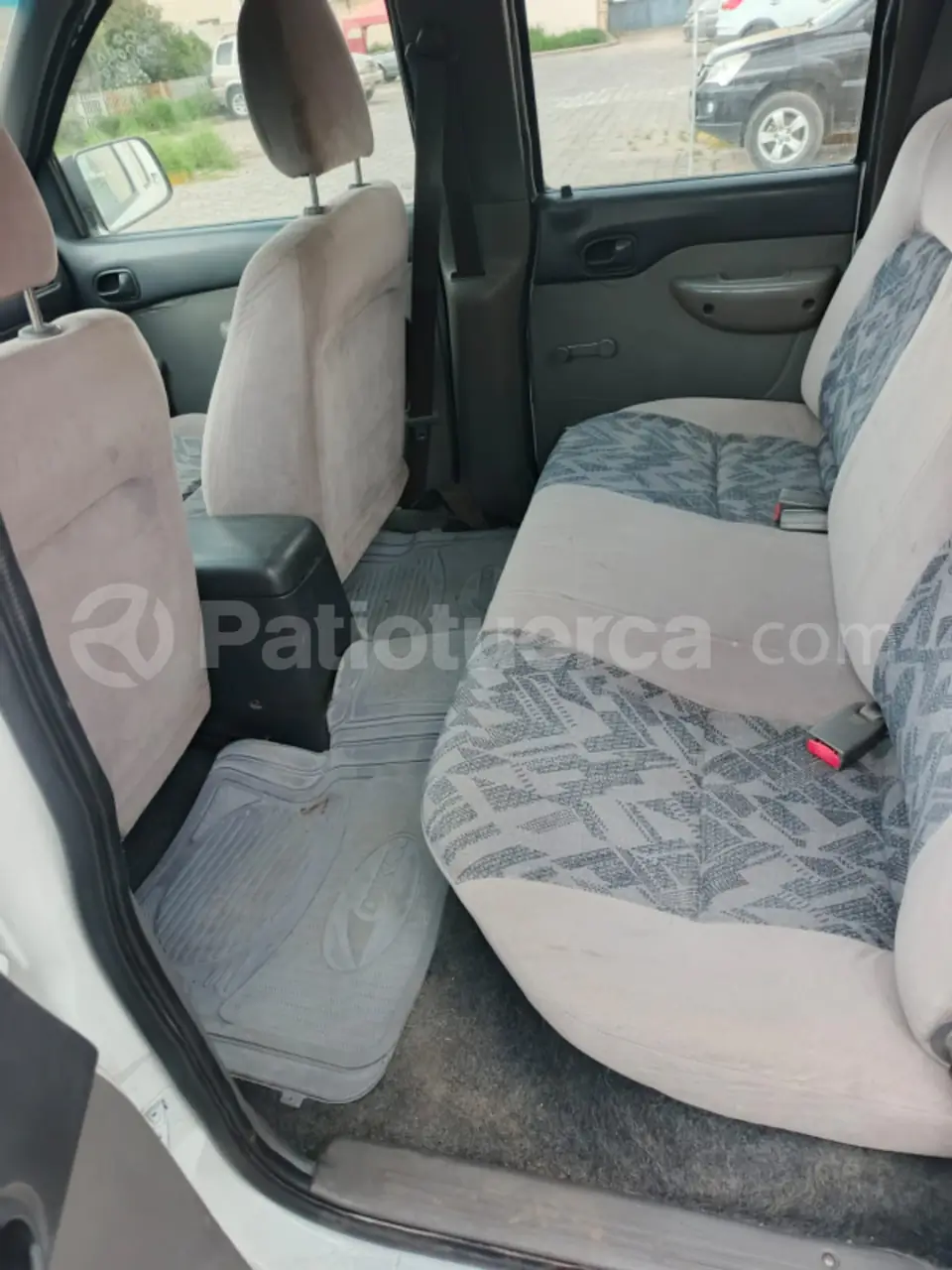 Foto 3 de Mazda B2600 CD