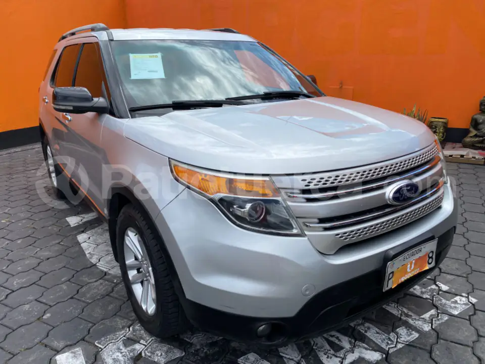 Foto 2 de Ford Explorer XLT