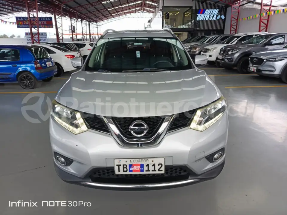 Foto 2 de Nissan XTRAIL SENSE