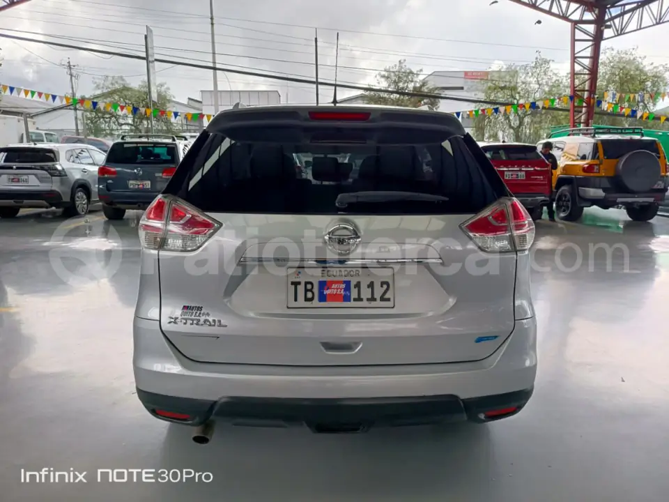 Foto 5 de Nissan XTRAIL SENSE