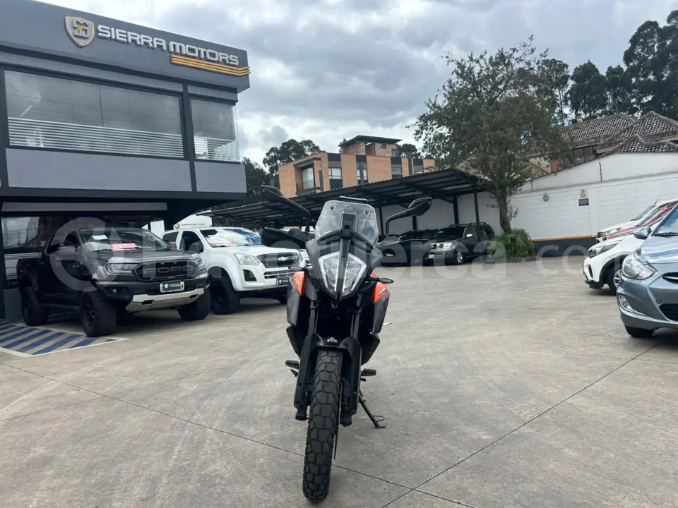 Foto 2 de KTM Duke 390
