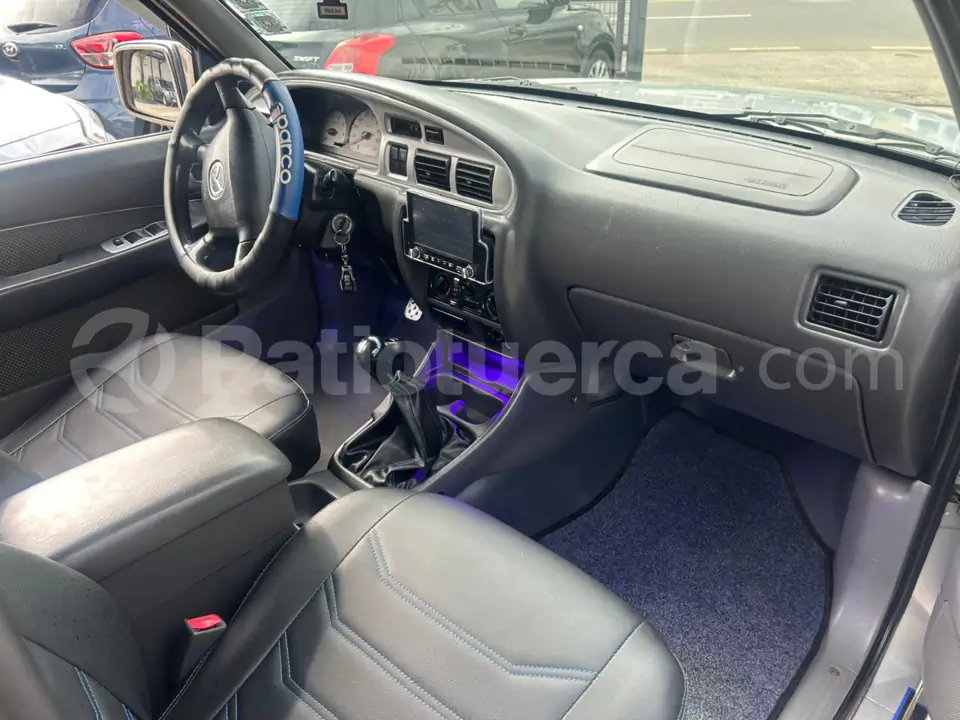 Foto 5 de Mazda B2600 CD