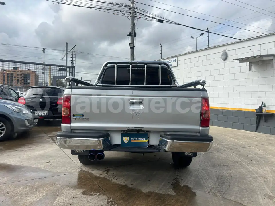 Foto 4 de Mazda B2600 CD
