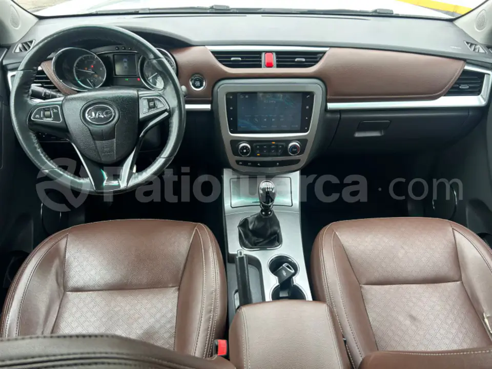 Foto 7 de JAC T8 LUXURY