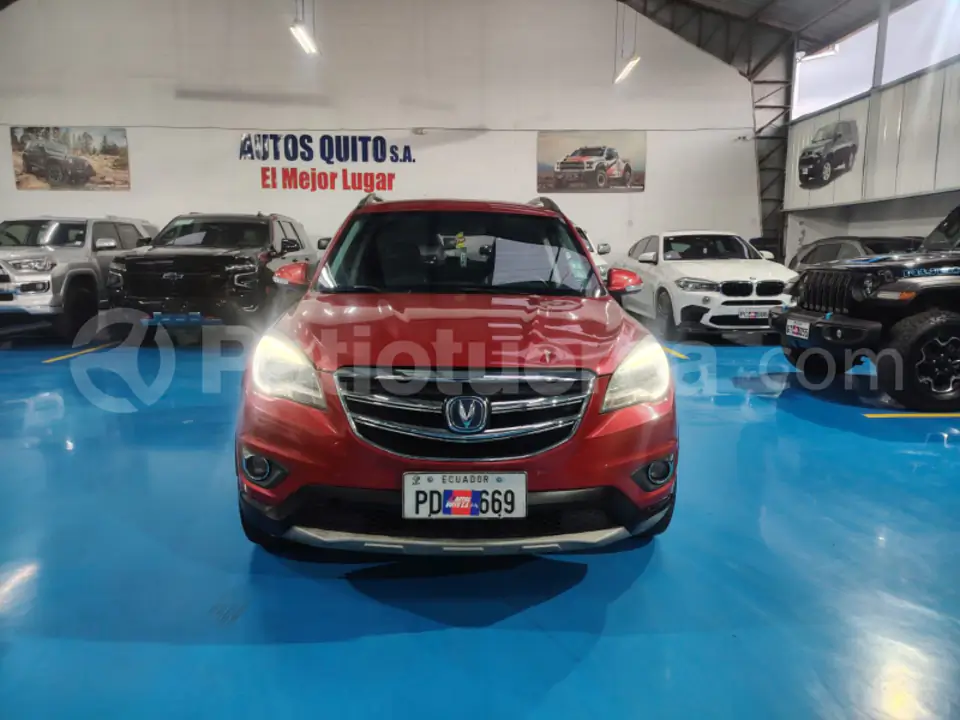 Foto 2 de Changan CS 35 Luxury