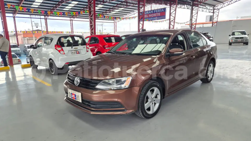 Foto 1 de Volkswagen Jetta