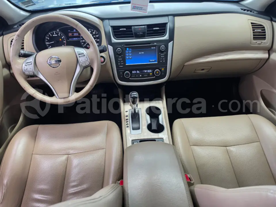 Foto 7 de Nissan Altima