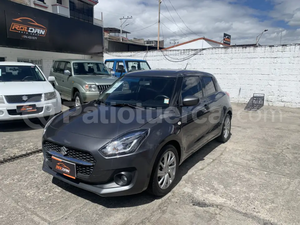 Foto 1 de Suzuki Swift GLX
