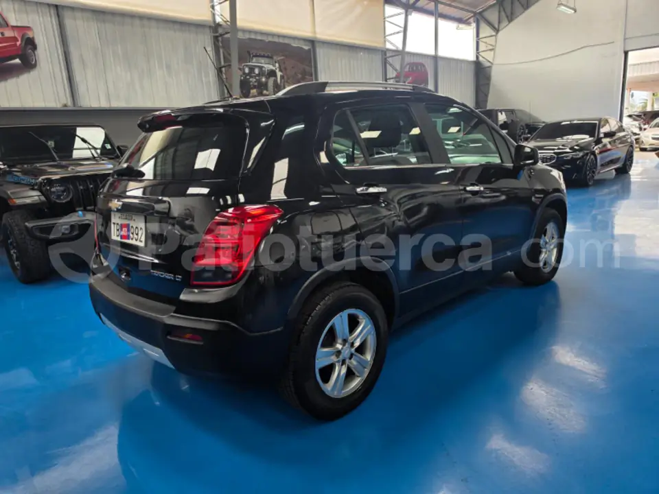 Foto 4 de Chevrolet Tracker LS