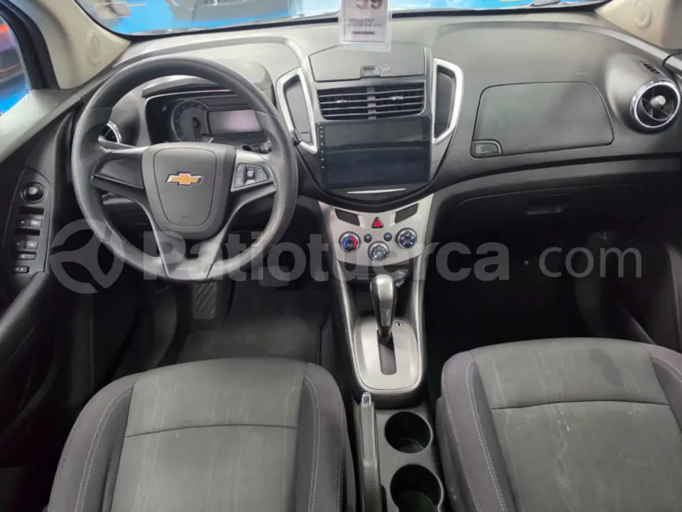 Foto 9 de Chevrolet Tracker LS