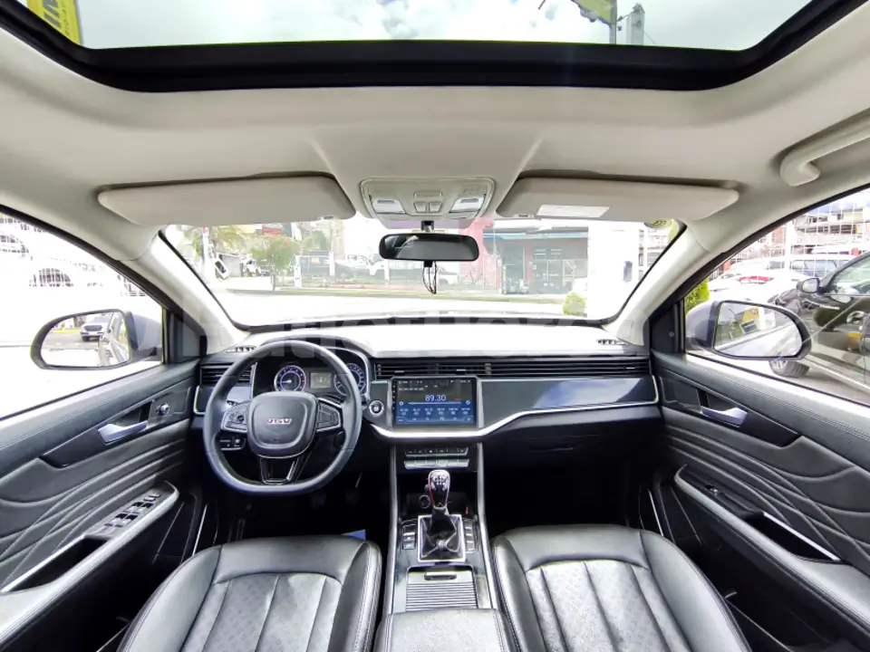 Foto 6 de VGV WEICHAI U70 LUXURY MT