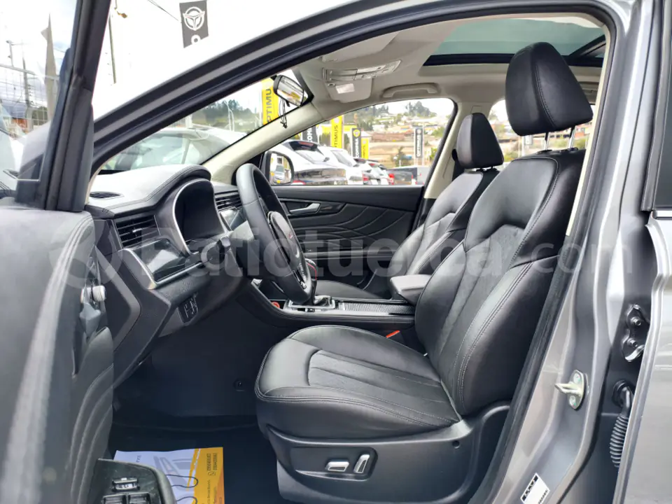 Foto 8 de VGV WEICHAI U70 LUXURY MT
