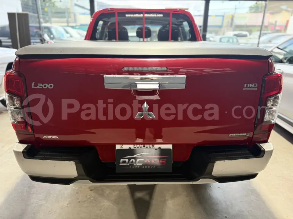 Foto 7 de Mitsubishi L200 HIRIDER