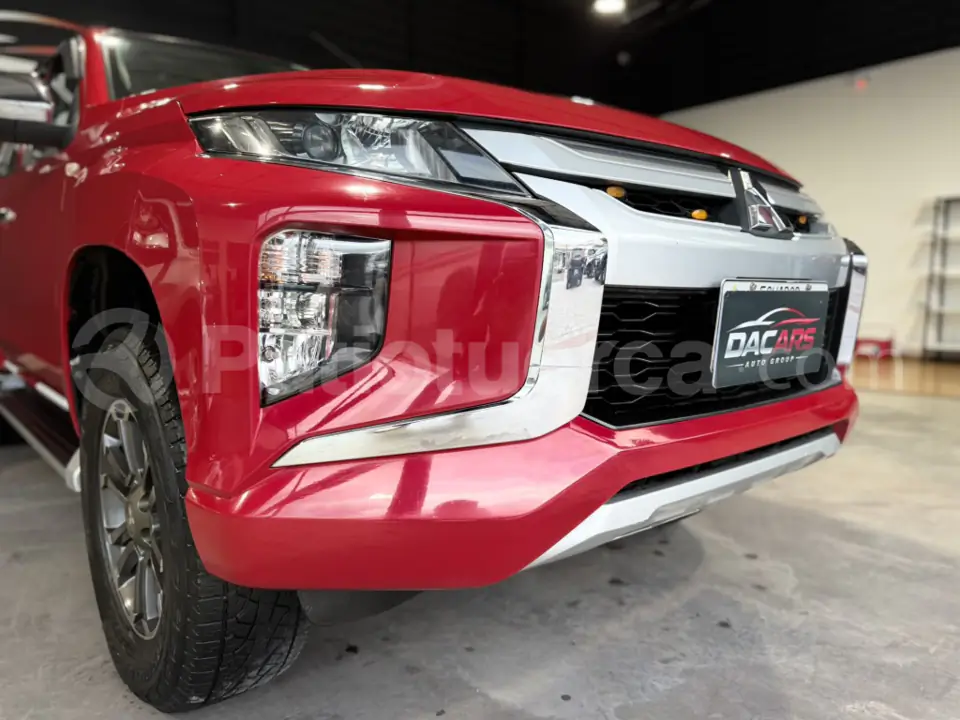 Foto 17 de Mitsubishi L200 HIRIDER